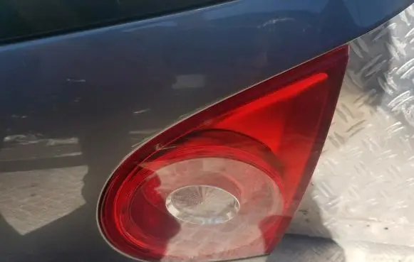 Volkswagen Golf V Tailgate rear/tail lights