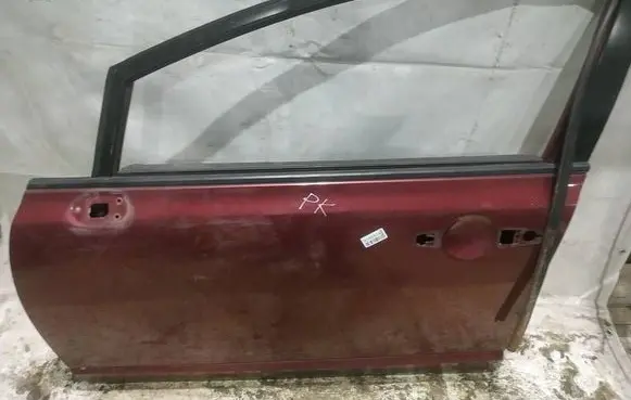 Honda Civic Front door RAUDONOS