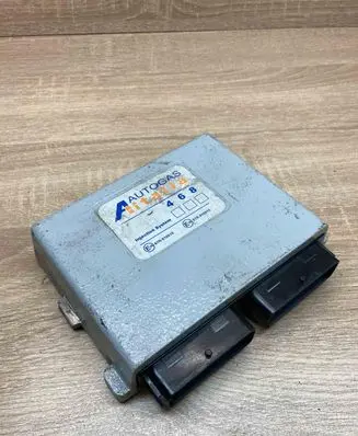 Saab 9-5 LP gas control unit module 67R010016 67R010015