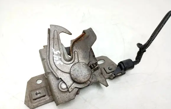 Volvo C30 Engine bonnet/hood lock/catch 30716529 30716530