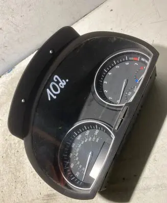 BMW X3 E83 Speedometer (instrument cluster) 102466026 25811510 341437402