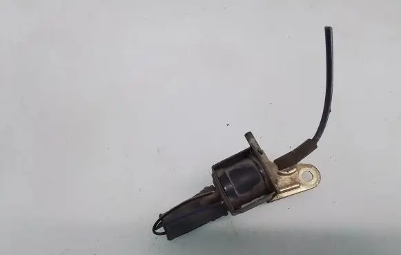 Audi A6 S6 C4 4A Turbo solenoid valve 437906283A