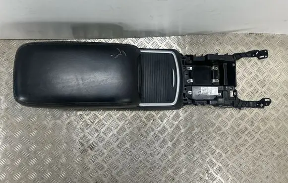 Dodge Charger Center console 5VH131X9AC L0199905DX9AD FH815391