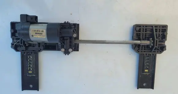 BMW 7 F01 F02 F03 F04 Seat adjustment motor 8325336