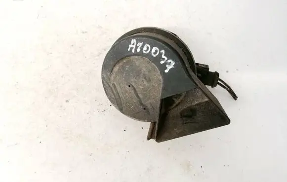 Audi A4 S4 B7 8E 8H Horn signal