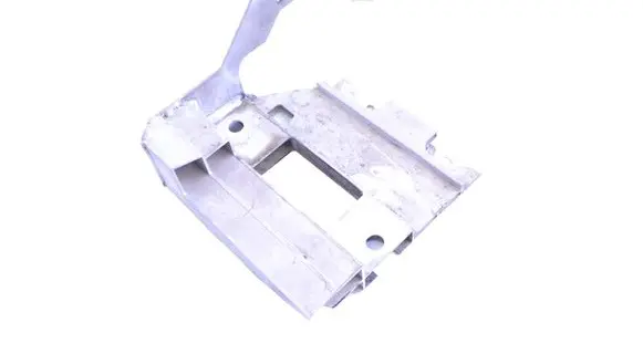BMW i3 Fender mounting bracket IP1251