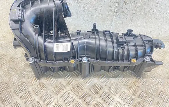 BMW 1 E81 E87 Intake manifold 7798885