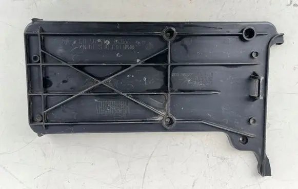 Mercedes-Benz Vito Viano W639 Fuse box cover A6395450103