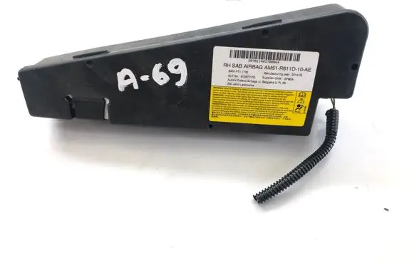 Ford C-MAX II Seat airbag AM51R611D10AE 615870100