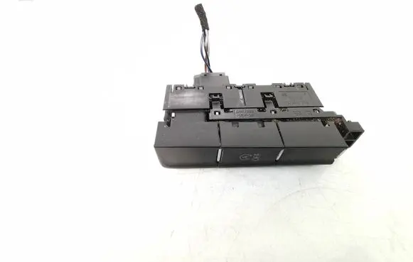Traction control (ASR) switch