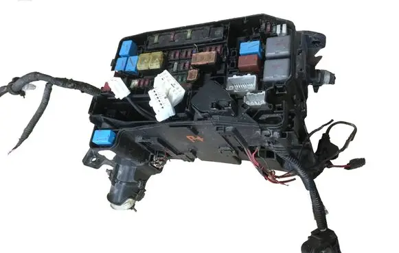 Toyota Prius+ (ZVW40) Fuse box set
