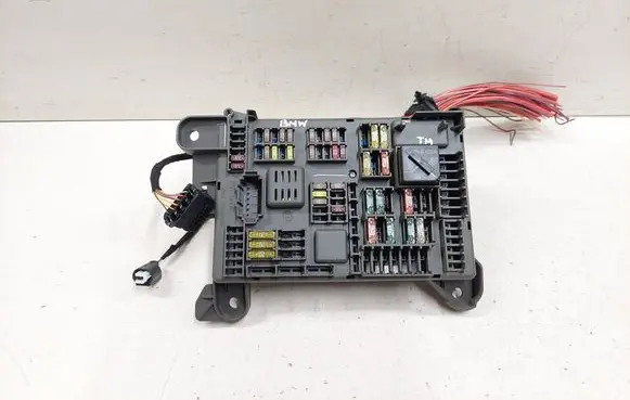 BMW X6 E71 Fuse module 518954021A 693168704