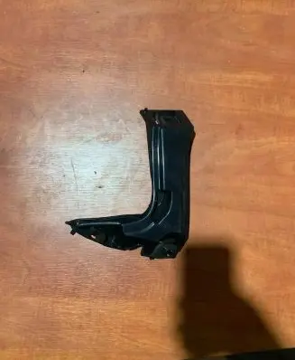 BMW 5 F10 F11 Front bumper mounting bracket 7207931
