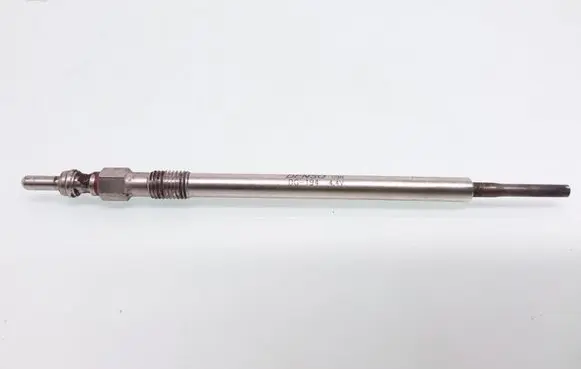 Mercedes-Benz E W211 Glow plug DG194 DENSO 44V