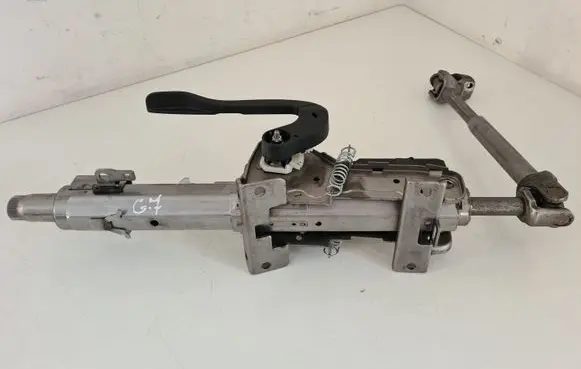 Steering wheel axle set