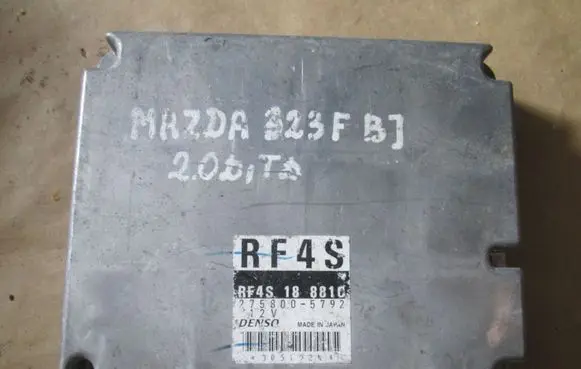 Mazda 323 Engine control unit/module RF4S18881C 2758005792