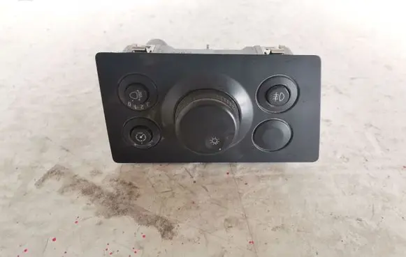Opel Zafira B Light switch 04061100