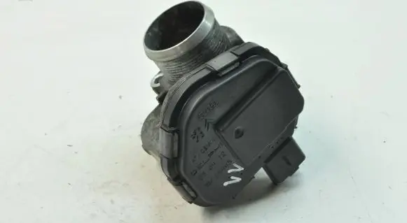 Ford C-MAX II Throttle valve 9673534480