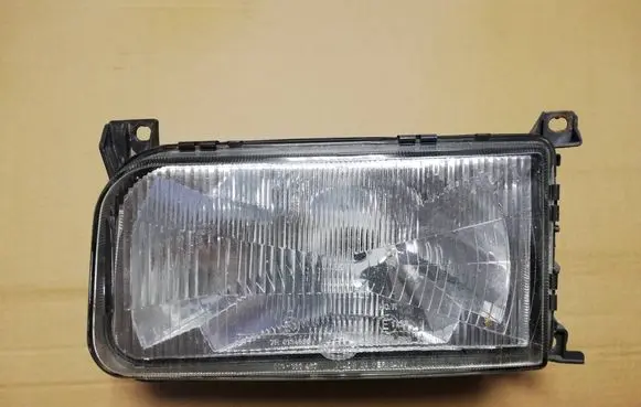 Volkswagen PASSAT B3 Headlight/headlamp 205050B