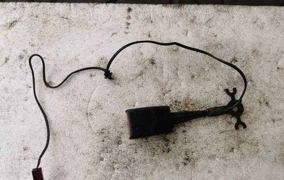Ford Mondeo MK IV Front seatbelt buckle 7G9N61209AD 080826