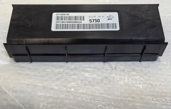 Chevrolet Cruze Air conditioner control unit module 13505750