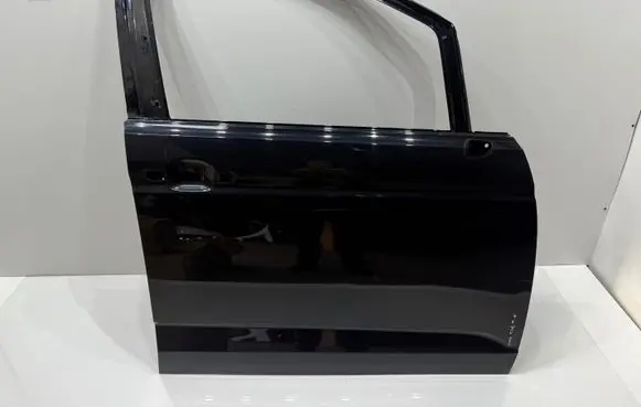Volkswagen Touran III Front door