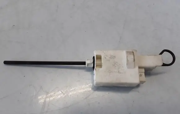 Renault Megane III Fuel tank cap lock 8200032984