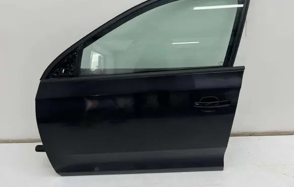 Seat Toledo IV (NH) Front door MMAUTKO16596