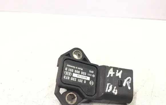 Audi A4 S4 B6 8E 8H Air pressure sensor 038906051D 0261230073