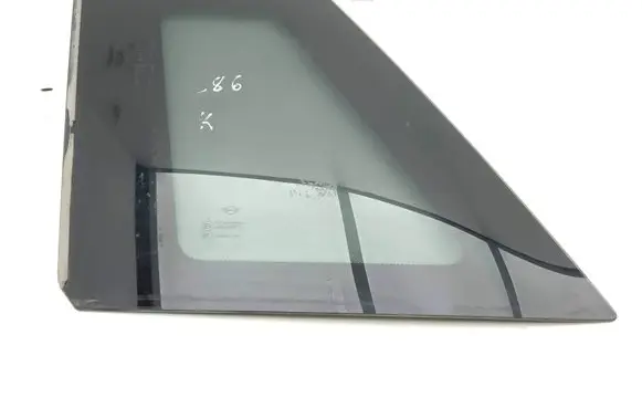 Mini F65 Rear side window