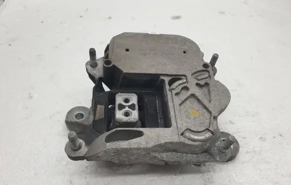 Audi A6 C7 Gearbox mount 4G0399153A