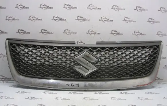 Suzuki Grand Vitara II Front bumper upper radiator grill
