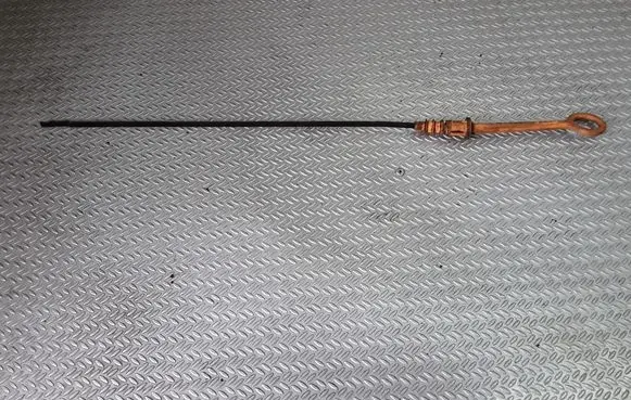 Seat Toledo I (1L) Oil level dip stick 028115611C