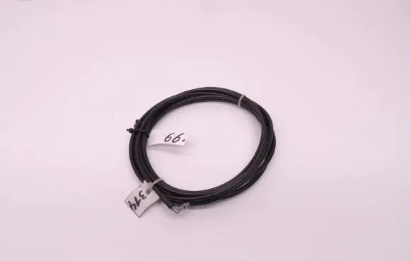Volvo C70 Convertible roof line/pipe/hose 