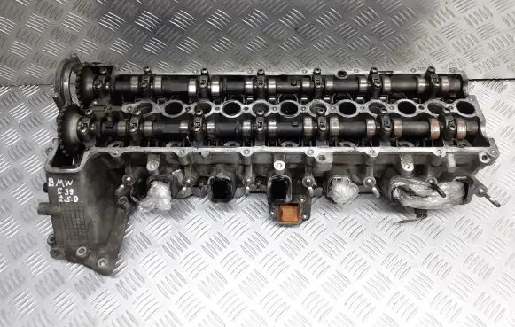 BMW 5 E39 Engine head 7788580.01