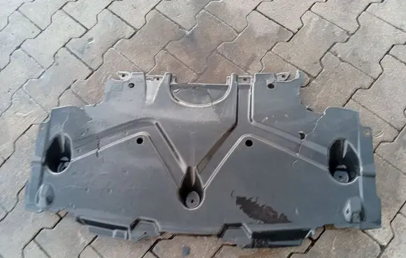 Mercedes-Benz ML W164 Engine splash shield/under tray A1645241430MERC A1645241430