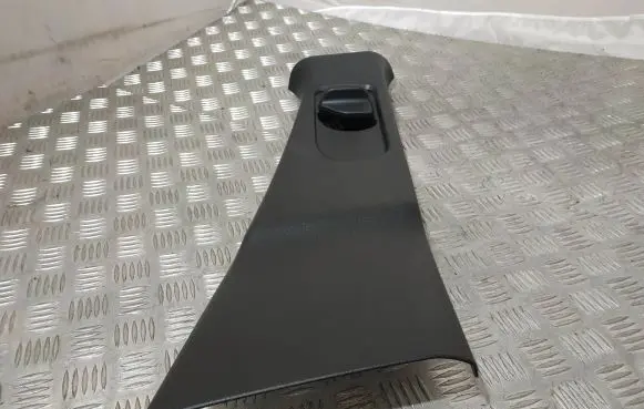 Mercedes-Benz GLA W156 (B) pillar trim (top) A1566904200 A2466900430