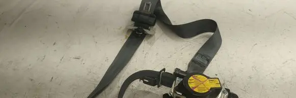 Subaru Outback (BT) Front seatbelt