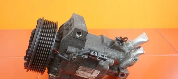 Mercedes-Benz A W169 Air conditioning (A/C) compressor (pump) 926000216R 19MB6