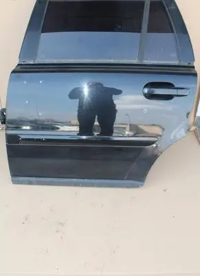 Volvo XC90 Rear door 