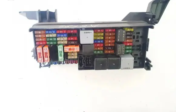 Mercedes-Benz ML W164 Fuse box set a1645400272