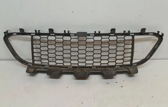 BMW 3 F30 F35 F31 Front bumper lower grill 8068124 5111805