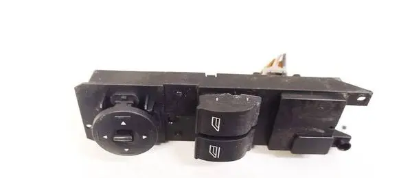 Ford Focus Electric window control switch AM5T14A132EA