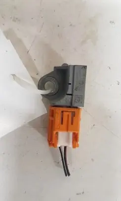 Mazda 6 Airbag deployment crash/impact sensor GDK457KCO K0273061511