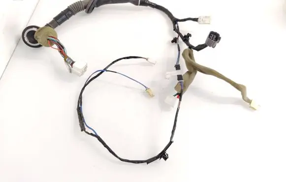 Subaru Outback Front door wiring loom 81821AJ410 0425