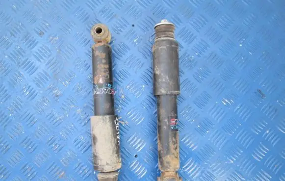 Volkswagen Transporter - Caravelle T4 Front shock absorber/damper