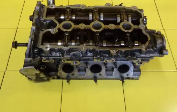 Audi A6 S6 C6 4F Engine head 06E103374A 23SP44