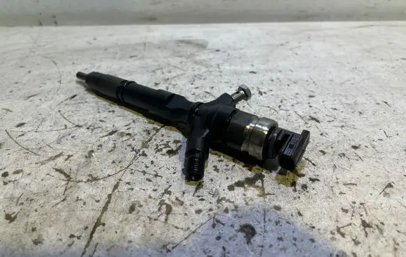 Toyota Hilux (AN10, AN20, AN30) Fuel injector 2367030400 02N35957