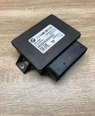 BMW 5 F10 F11 Hand brake control module 6863277 23122010