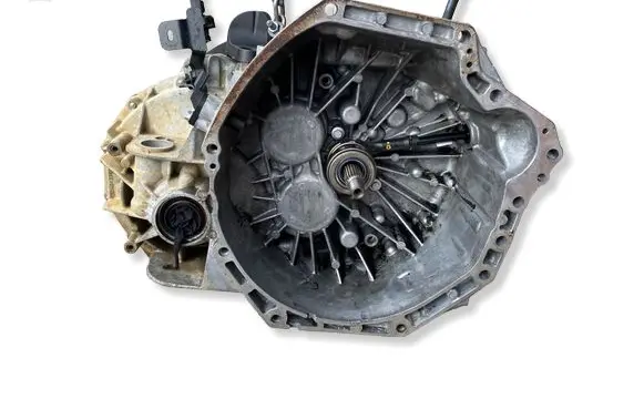 Renault Trafic III (X82) Manual 6 speed gearbox 320108718R 304013792R